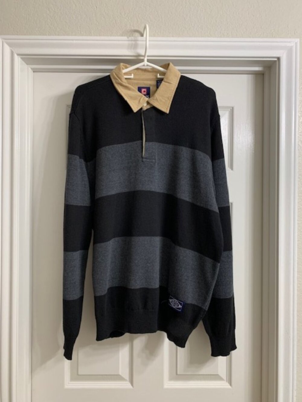 Chaps Brand Men's Black and Gray Sweater, Size XL (NWT)